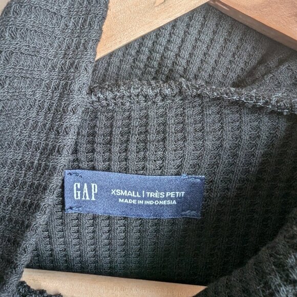 NEW Black Turtle Neck Sweater by The Gap - Picture 9 of 9